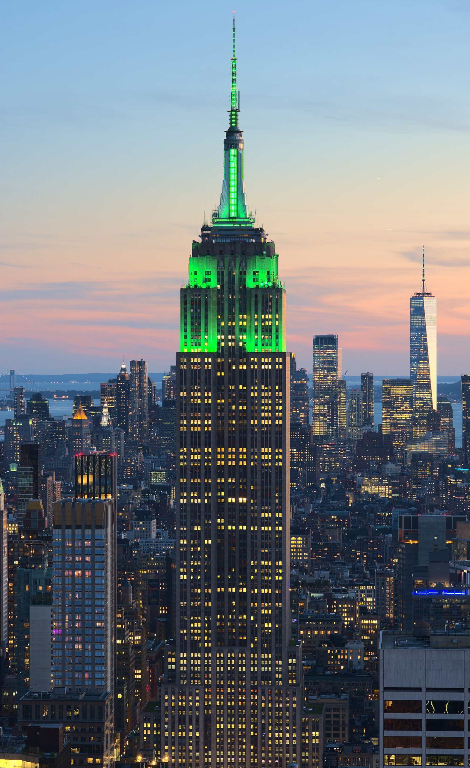 탑 오브 더 록에서 바라본 엠파이어 스테이트 빌딩